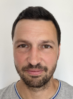 MANGANELLI ZSOLT