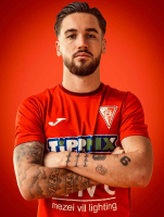 ISZÁK DOMINIK