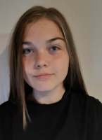 GULYÁS  LINDA