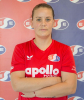 CZINEGE DÓRA
