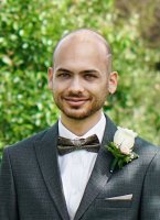 VIRÁG MILÁN