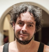 PIACSEK MÁTÉ