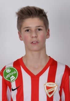 BERNÁTH BALÁZS
